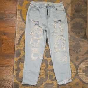 American Eagle Outfitters Light Blue Distressed Jeans